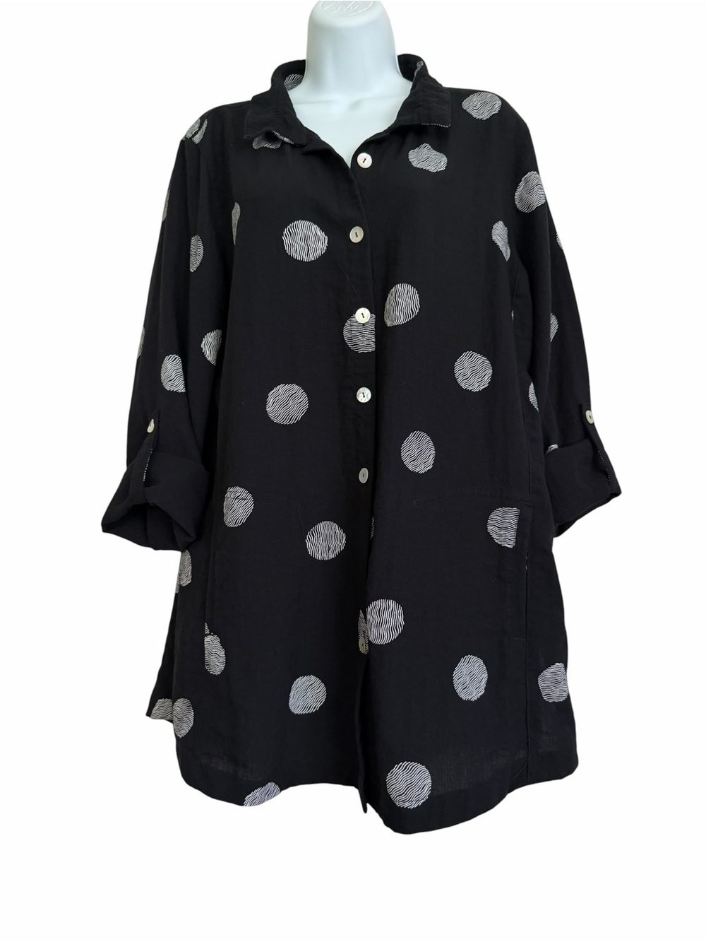 John Mark Black Button Front Roll-up Sleeve Shirt Tunic Size Large Polka Dot